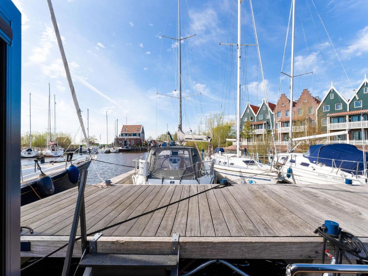 ホテル Beautiful Houseboat In Marina Of フォーレンダム エクステリア 写真