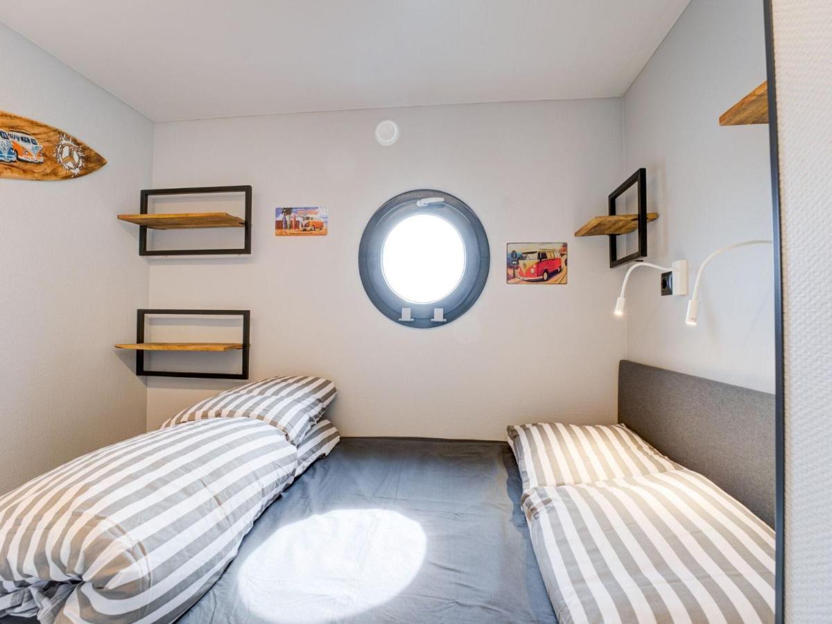 ホテル Beautiful Houseboat In Marina Of フォーレンダム エクステリア 写真